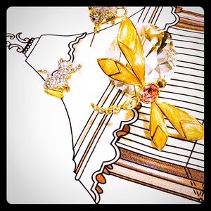 Kenneth Jay Lane dragonfly brooch